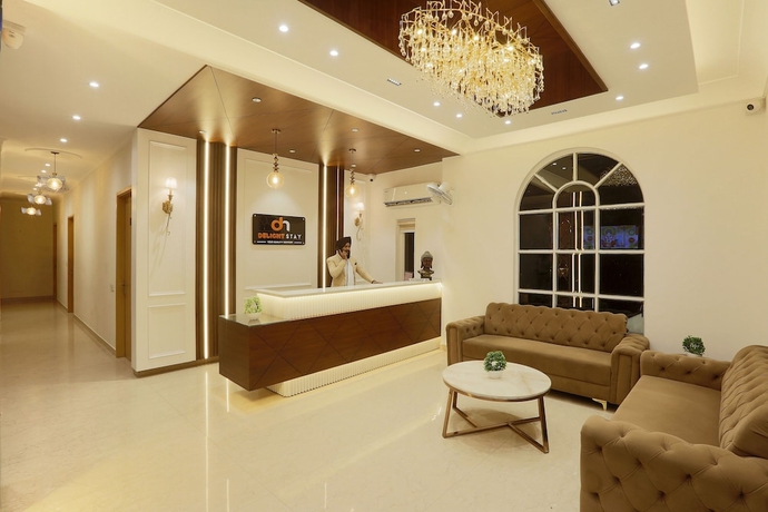 Imagen de los interiores del Hotel Regalia Grand By Delight Stay. Foto 13