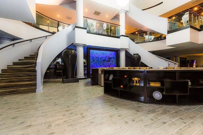 Imagen del bar/restaurante del Hotel Regalia and Conference Center. Foto 3