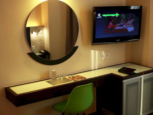 Imagen de los interiores del Hotel Regalodge. Foto 16