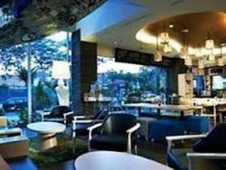 Imagen del bar/restaurante del Hotel Regantris Surabaya. Foto 9