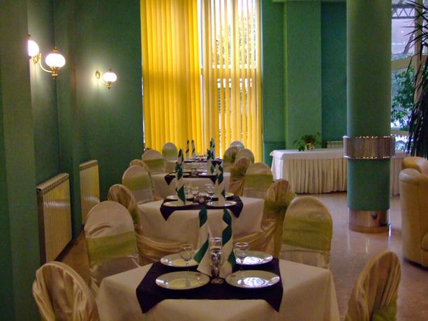 Imagen del bar/restaurante del Hotel Regat. Foto 3
