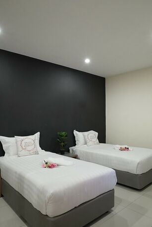 Imagen general del Hotel Regatta Suites. Foto 4