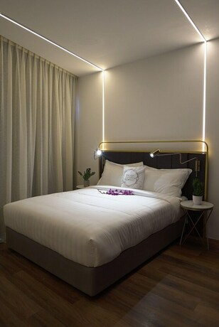 Imagen de la habitación del Hotel Regatta Suites. Foto 11
