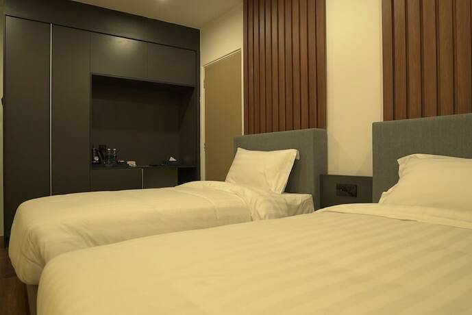 Imagen de la habitación del Hotel Regatta Suites. Foto 14