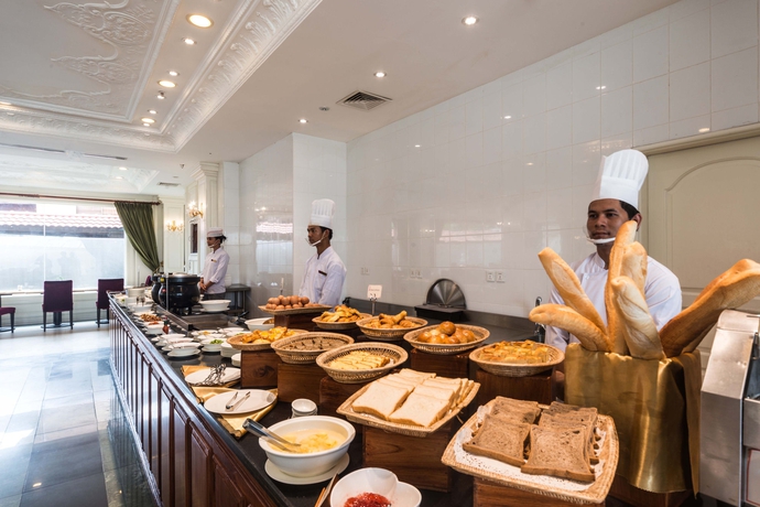 Imagen del bar/restaurante del Hotel Regency Angkor. Foto 2