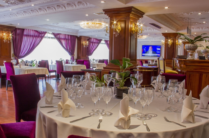 Imagen del bar/restaurante del Hotel Regency Angkor. Foto 4