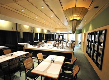 Imagen del bar/restaurante del Hotel Regency Art Macau. Foto 3