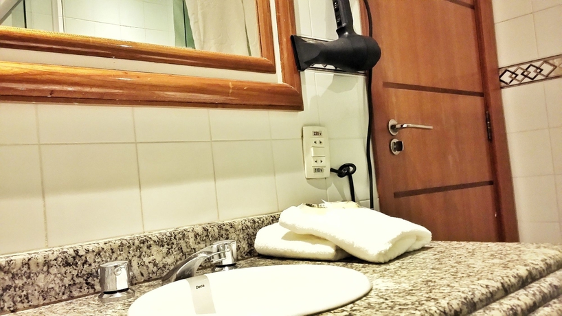 Imagen de la habitación del Hotel Regency Copacabana. Foto 5