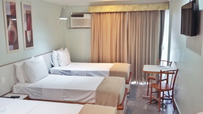 Imagen de la habitación del Hotel Regency Copacabana. Foto 7