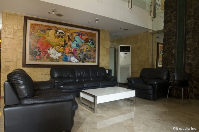 Imagen de los interiores del Hotel Regency Grand Suites. Foto 12