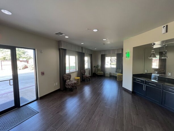 Imagen general del Hotel Regency INN and Suites, Houston. Foto 3