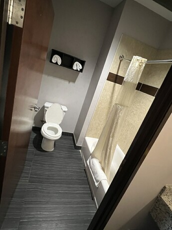 Imagen general del Hotel Regency INN and Suites, Houston. Foto 5