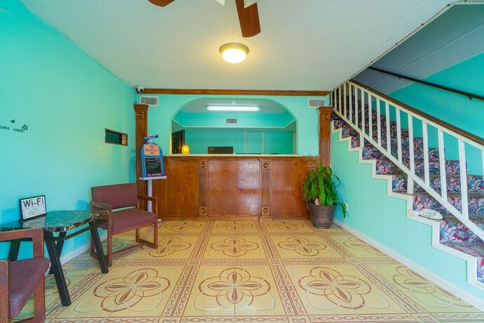 Imagen general del Hotel Regency Inn By Oyo Three Rivers. Foto 7