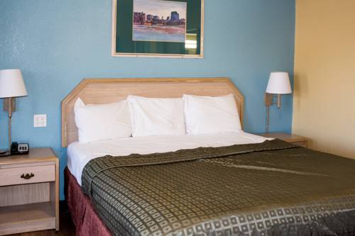 Imagen de la habitación del Hotel Regency Inn. Foto 10