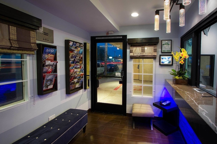 Imagen de los interiores del Hotel Regency Inn Los Angeles. Foto 16