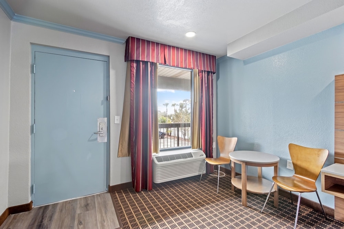 Imagen de la habitación del Hotel Regency Inn Near Boardwalk and Hurlburt Field. Foto 7