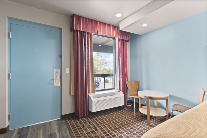 Imagen de la habitación del Hotel Regency Inn Near Boardwalk and Hurlburt Field. Foto 11