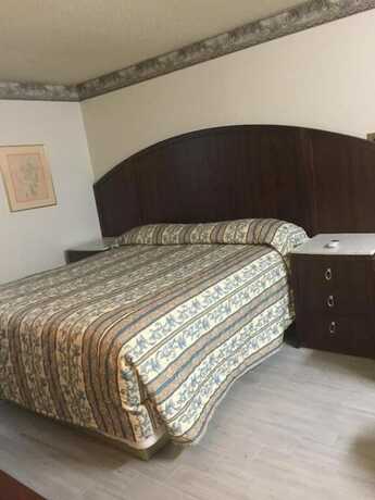 Imagen general del Hotel Regency Inn Norco. Foto 11