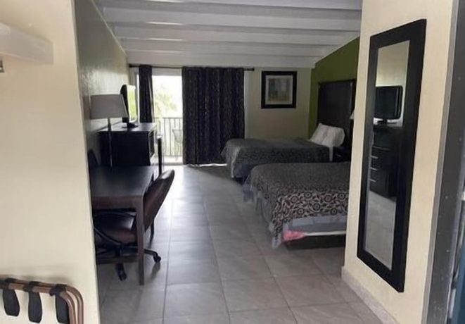 Imagen de la habitación del Hotel Regency Inn, Perry. Foto 8