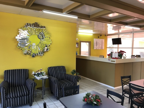 Imagen de los interiores del Hotel Regency Inn, Perry. Foto 13