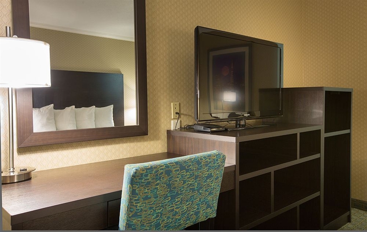 Imagen de la habitación del Hotel Regency Inn Sfo Airport. Foto 9