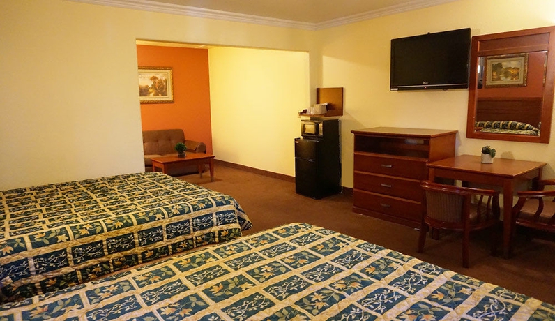 Imagen de la habitación del Hotel Regency Inn and Suites, Downey. Foto 2