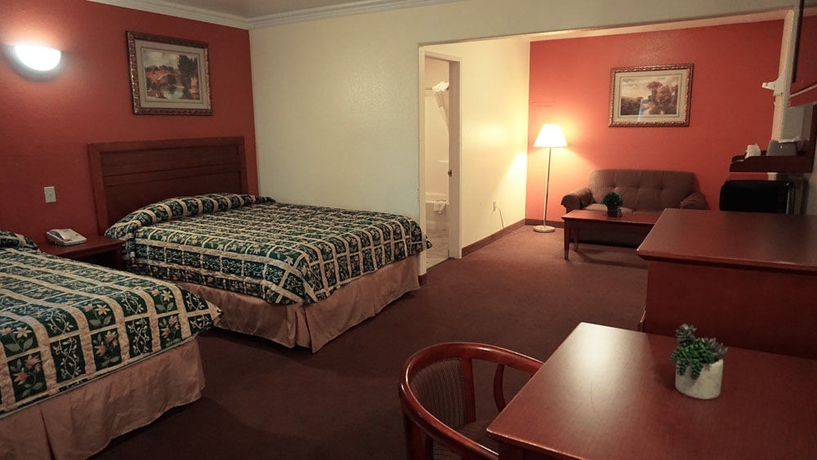 Imagen de la habitación del Hotel Regency Inn and Suites, Downey. Foto 3