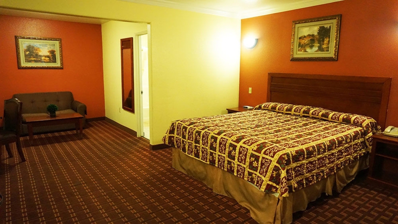 Imagen de la habitación del Hotel Regency Inn and Suites, Downey. Foto 4