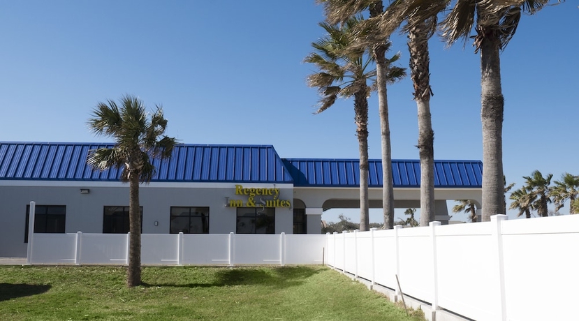 Imagen de los exteriores del Hotel Regency Inn and Suites. Foto 10