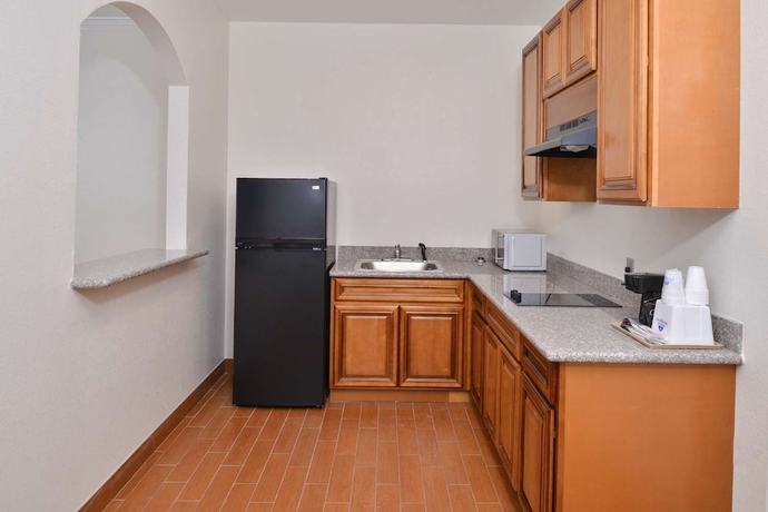 Imagen de la habitación del Hotel Regency Inn and Suites, Houston. Foto 6