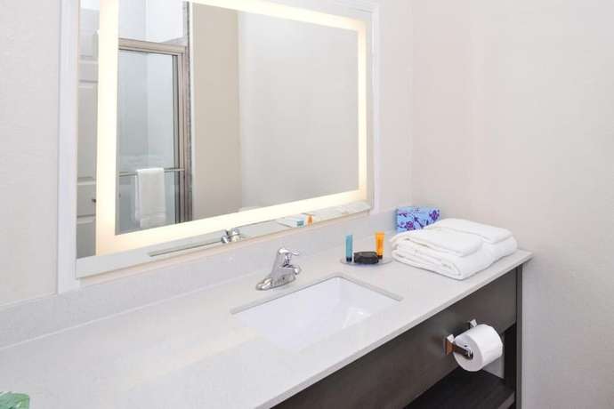 Imagen de la habitación del Hotel Regency Inn and Suites, Houston. Foto 7