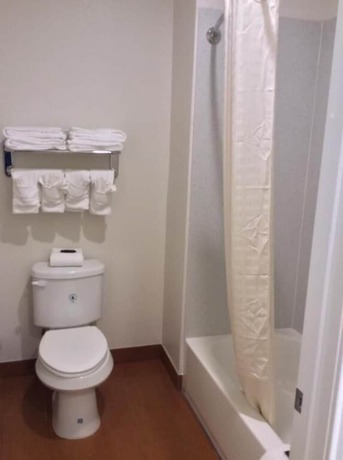 Imagen de la habitación del Hotel Regency Inn and Suites, Houston. Foto 10