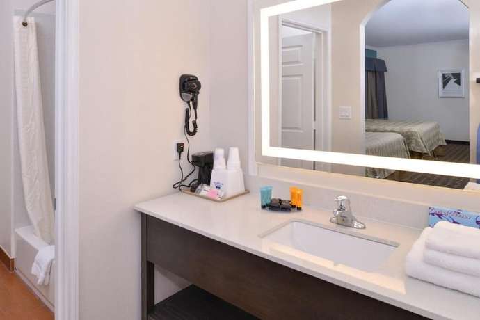 Imagen de la habitación del Hotel Regency Inn and Suites, Houston. Foto 19