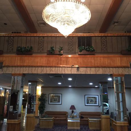 Imagen de los interiores del Hotel Regency Inn and Suites, Shreveport. Foto 5