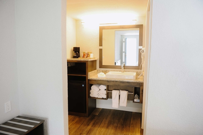Imagen de la habitación del Hotel Regency Inn and Suites, St Augustine. Foto 7