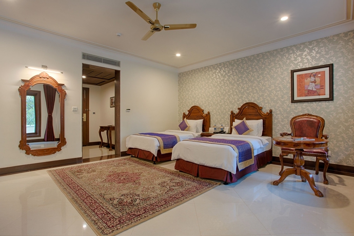 Imagen de la habitación del Hotel Regency Lagoon Resort. Foto 13
