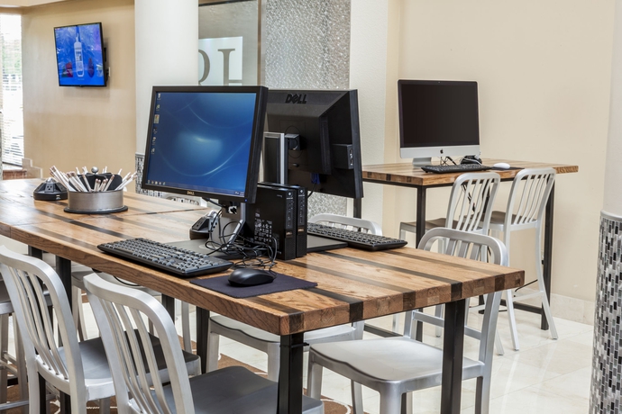 Imagen de los interiores del Hotel Regency Miami Airport By Sonesta. Foto 6