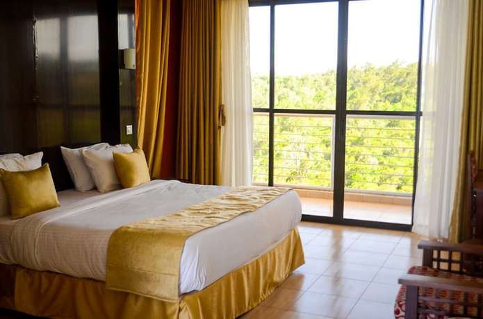 Imagen de la habitación del Hotel Regency Mount Kenya. Foto 11