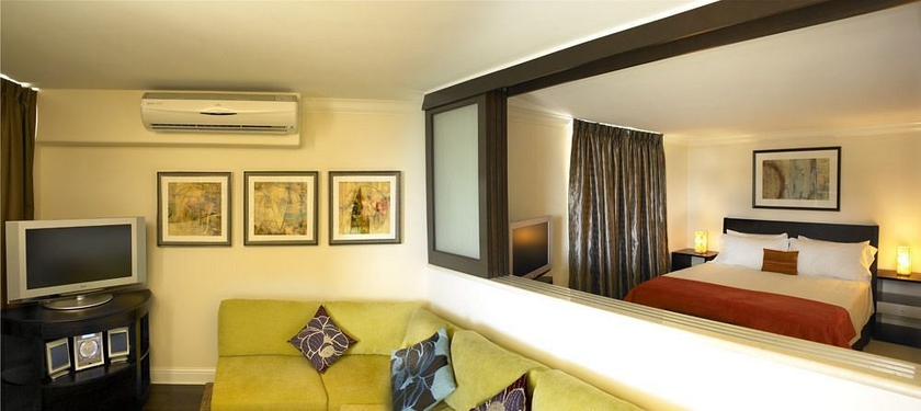 Imagen de la habitación del Hotel Regency On Beachwalk Waikiki By Outrigger. Foto 2