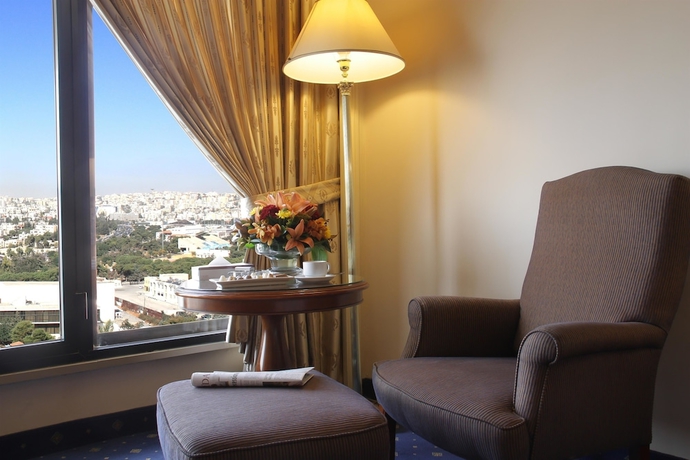 Imagen de la habitación del Hotel Regency Palace Amman. Foto 4