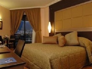 Imagen de la habitación del Hotel Regency Palace. Foto 12