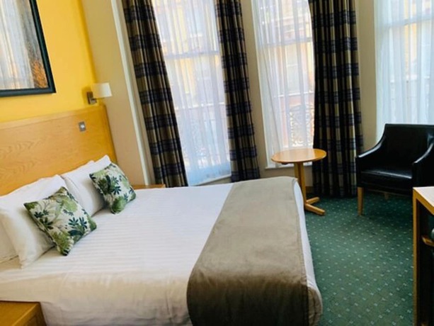 Imagen de la habitación del Hotel Regency Parkside. Foto 12