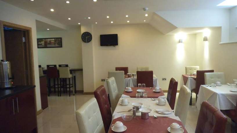 Imagen del bar/restaurante del Hotel Regency Parkside. Foto 2