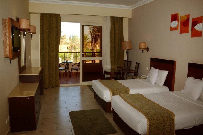 Imagen general del Hotel Regency Plaza Aqua Park. Foto 4