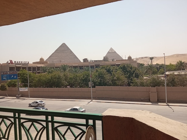 Imagen de la habitación del Hotel Regency Pyramids. Foto 7