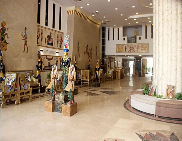 Imagen de los interiores del Hotel Regency Pyramids. Foto 13