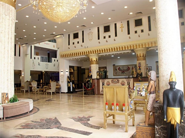 Imagen de los interiores del Hotel Regency Pyramids. Foto 15