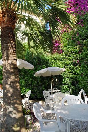 Imagen de los exteriores del Hotel Regency, ROQUEBRUNE-CAP-MARTIN. Foto 6