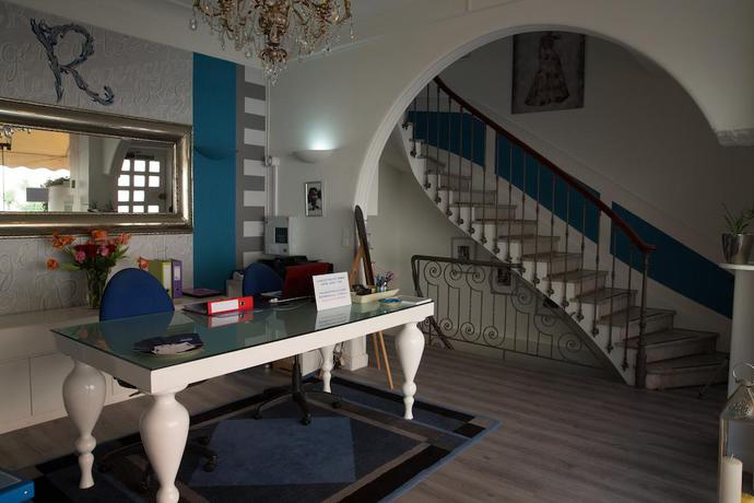 Imagen de los interiores del Hotel Regency, ROQUEBRUNE-CAP-MARTIN. Foto 8