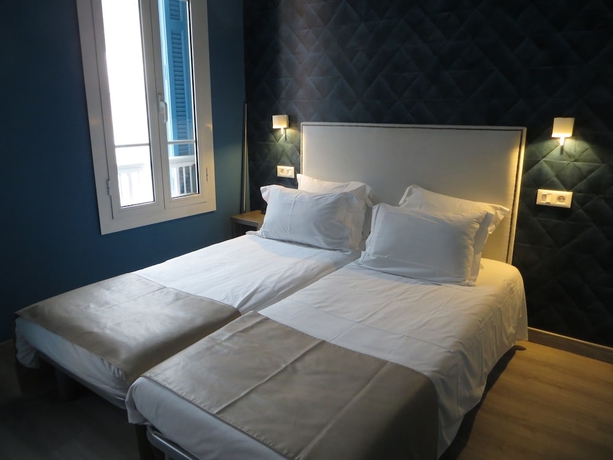 Imagen de la habitación del Hotel Regency, ROQUEBRUNE-CAP-MARTIN. Foto 5